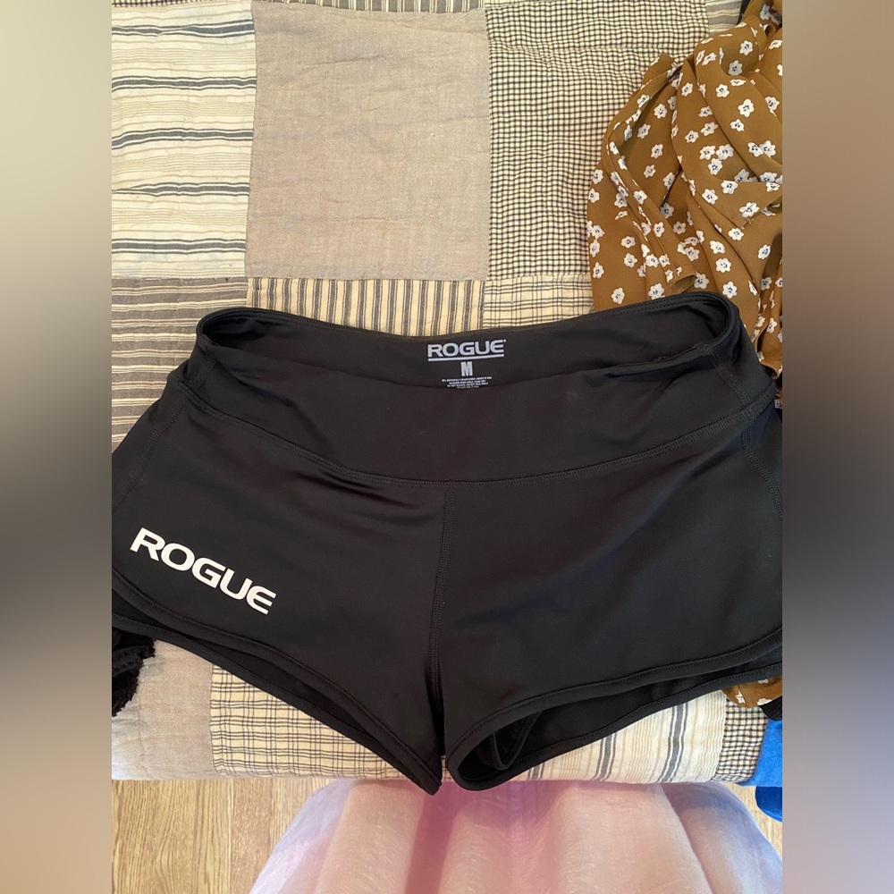Rogue fitness shorts size medium NWOT